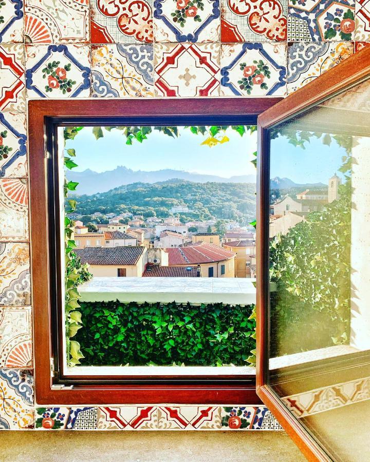La Vecchia Posta B&B Calangianus Luaran gambar